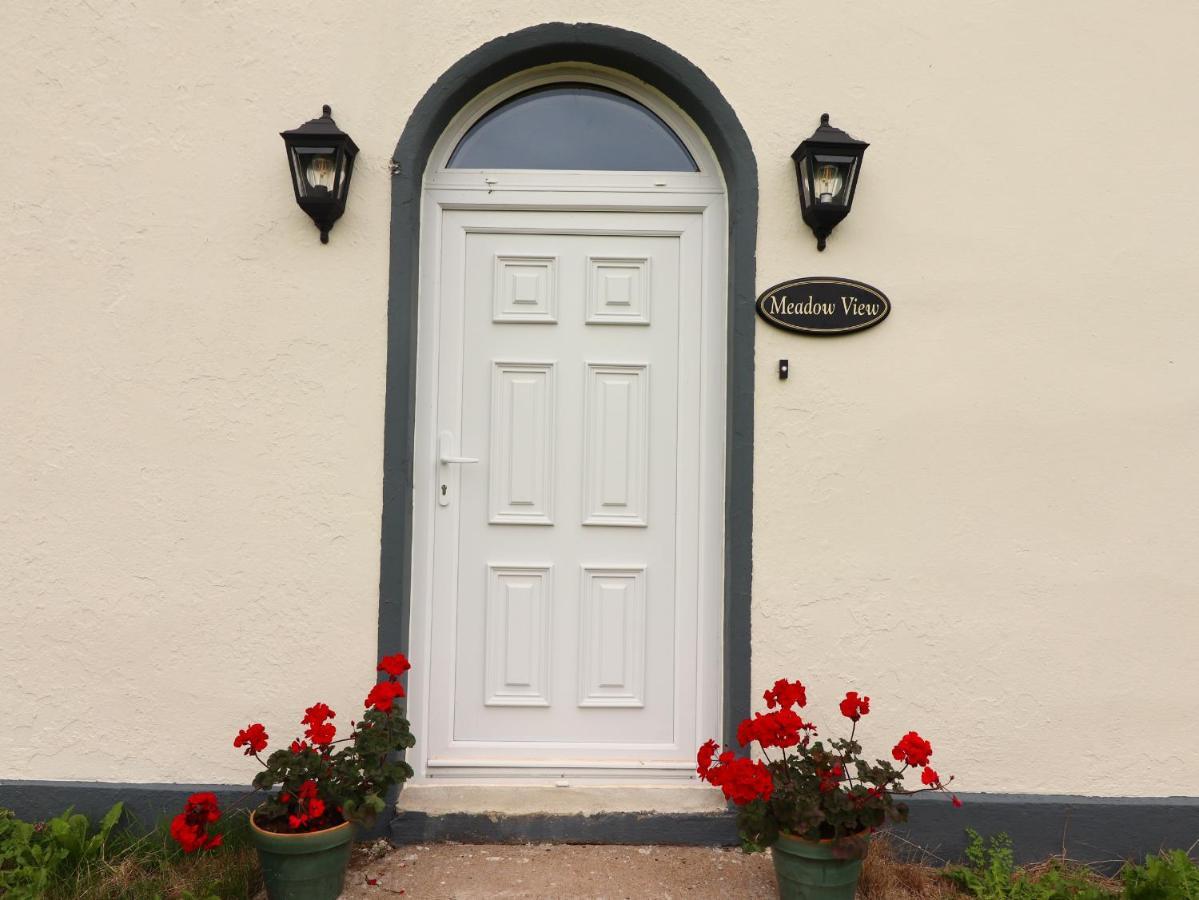 Meadow View Villa Ennis Exterior photo